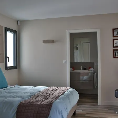 Maison Cube 3*