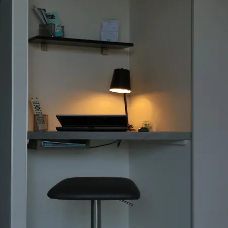 Bed & Breakfast Maison Cube 3*