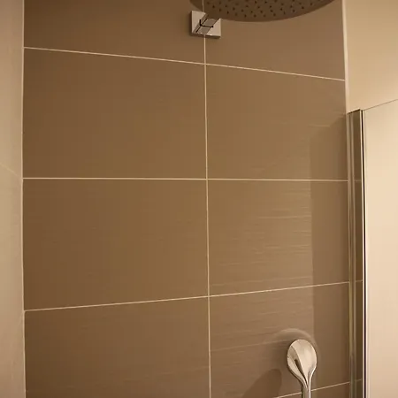 Maison Cube Alojamento de Acomodação e Pequeno-almoço