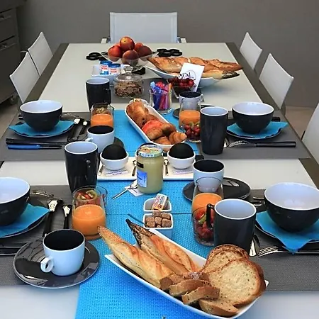Maison Cube فندق مبيت وإفطار 3*
