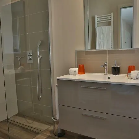 Maison Cube فندق مبيت وإفطار 3*